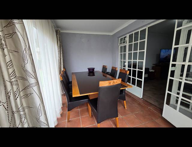 3 BEDROOM SECTIONAL TITLE FOR SALE IN CASTLEVIEW